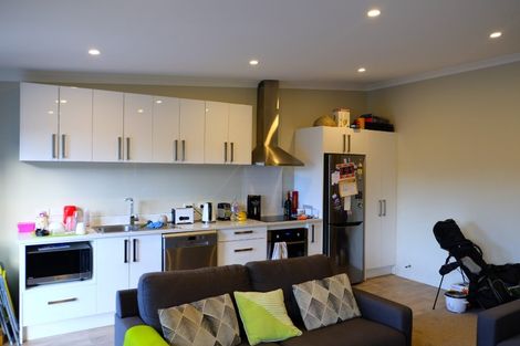 Photo of property in 19u3 Collins Avenue, Tawa, Wellington, 5028