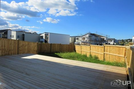 Photo of property in 16 Hea Road, Hobsonville, Auckland, 0616