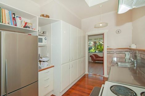 Photo of property in 24 Ludlam Crescent, Woburn, Lower Hutt, 5010