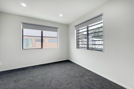 Photo of property in 16 Yellow Pear Lane, Karaka, Papakura, 2113