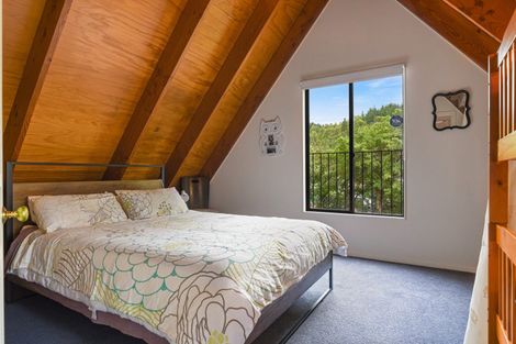 Photo of property in 8 Chingford Road, Lake Rotoma, Rotorua, 3074
