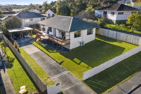 Photo of property in 8 Santiago Crescent, Unsworth Heights, Auckland, 0632