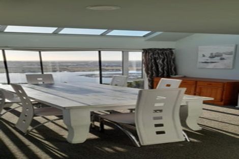 Photo of property in 102 Cannon Hill Crescent, Mount Pleasant, Christchurch, 8081