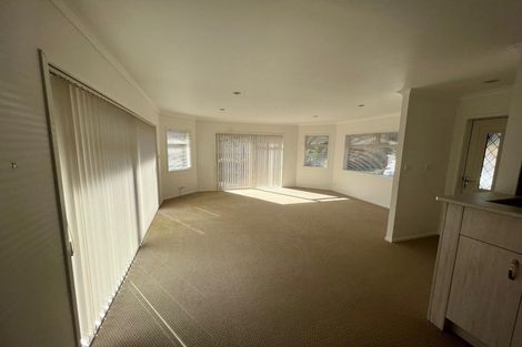 Photo of property in 4a Forest Glen, Orewa, 0931