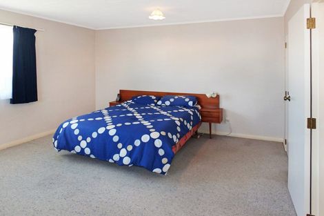 Photo of property in 12 Roore Street, Foxton Beach, Foxton, 4815