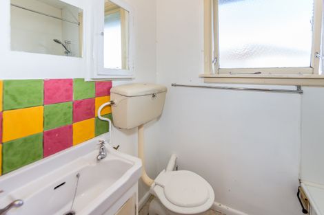 Photo of property in 17 Longfellow Street, Trentham, Upper Hutt, 5018