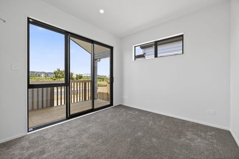 Photo of property in 10 Kaapehu Street, Karaka, 2578