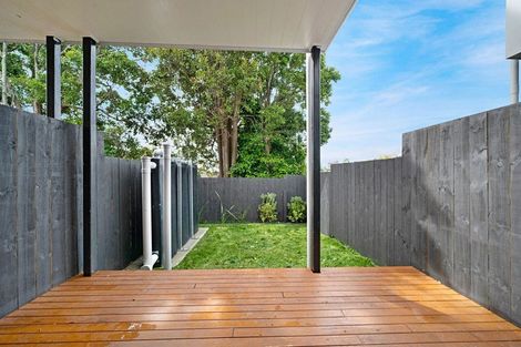 Photo of property in 5/32 Brandon Road, Glen Eden, Auckland, 0602