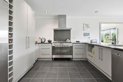 Photo of property in 10 Parker Road, Huntly, 3771