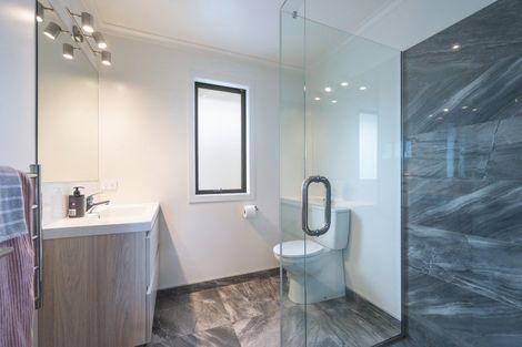 Photo of property in 8 Huntaway Close, Stoke, Nelson, 7011