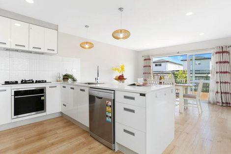 Photo of property in 17 Collier Drive, Flat Bush, Auckland, 2019