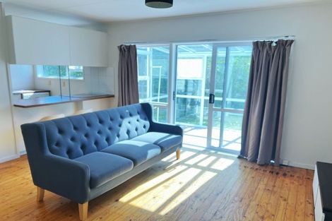 Photo of property in 3a Oakleigh Street, Maungaraki, Lower Hutt, 5010