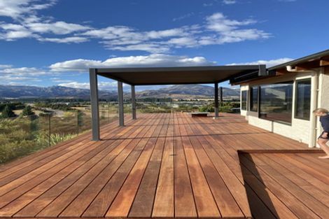 Photo of property in 559 Aubrey Road, Wanaka, 9305