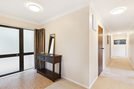 Photo of property in 19c Cave Road, Houghton Bay, Wellington, 6023