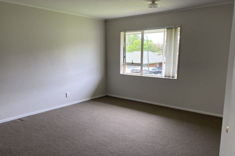 Photo of property in 4 Cretian Crescent, Henderson, Auckland, 0612