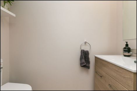 Photo of property in 42b Mandalay Terrace, Khandallah, Wellington, 6035