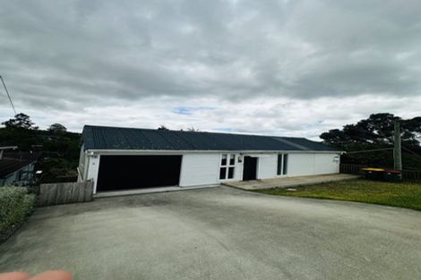 Photo of property in 92 Castor Bay Road, Castor Bay, Auckland, 0620