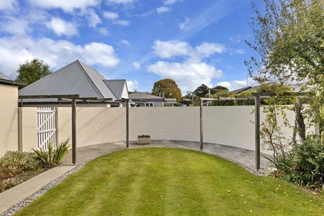 Photo of property in 24a Birdwood Avenue, Beckenham, Christchurch, 8023