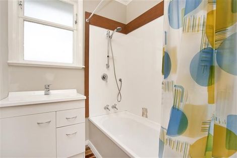 Photo of property in 10 Awatea Street, Levin, 5510