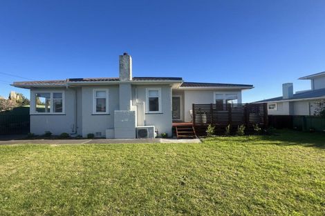 Photo of property in 15 Laird Street, Castlecliff, Whanganui, 4501