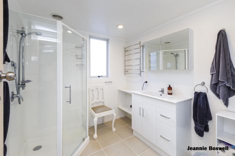 Photo of property in 37 Lyndhurst Street, Takaro, Palmerston North, 4412