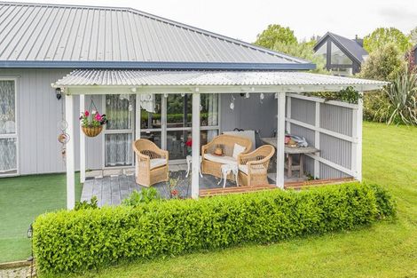 Photo of property in 23 Saint Laurent Way, Ohau, Levin, 5570