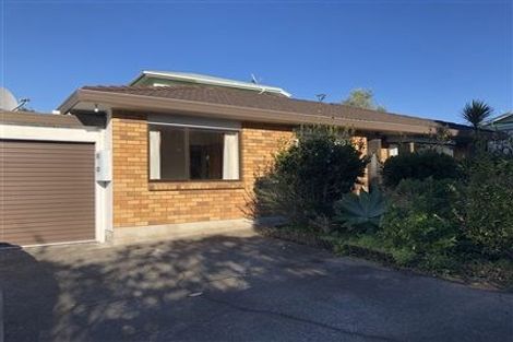 Photo of property in 2/27 Rata Street, New Lynn, Auckland, 0600