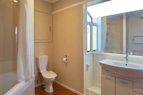 Photo of property in 46 Botany Road, Botany Downs, Auckland, 2010