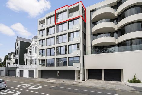 Photo of property in 10/318u Oriental Parade, Oriental Bay, Wellington, 6011