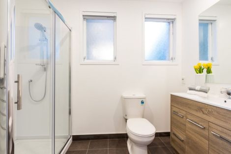 Photo of property in 176 Ti Rakau Drive, Pakuranga Heights, Auckland, 2010