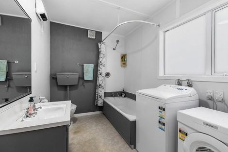 Photo of property in 3f3 Ngaio Gorge Road, Ngaio, Wellington, 6035