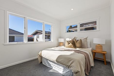 Photo of property in 17b Hamurana Place, Te Atatu Peninsula, Auckland, 0610