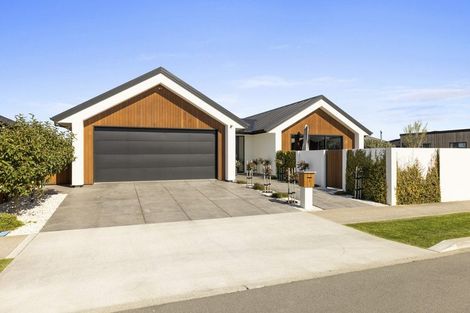 Photo of property in 1 Manaia Street, Pegasus, 7612