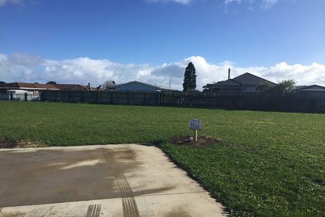 Photo of property in 34 Aratapu Street, Waitara, 4320