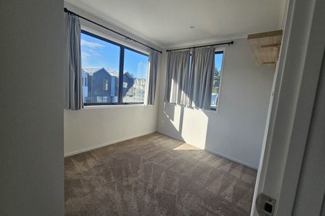 Photo of property in 6 Wai Place, Westgate, Auckland, 0614