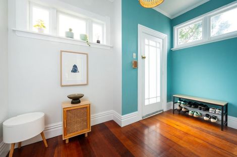 Photo of property in 10 Hall Street, Napier South, Napier, 4110