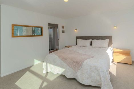 Photo of property in 21 Fairway Drive, Kerikeri, 0230