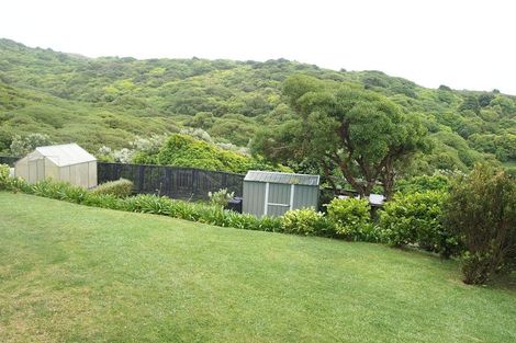 Photo of property in 110 Tireti Road, Titahi Bay, Porirua, 5022