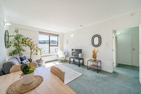 Photo of property in Hobson Court Flats, 64/70u Hobson Street, Thorndon, Wellington, 6011
