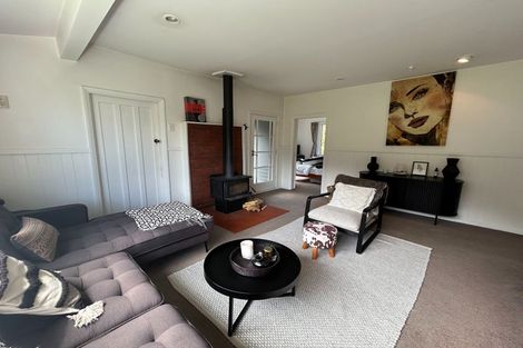 Photo of property in 35 Cornwall Road, Lyttelton, 8082