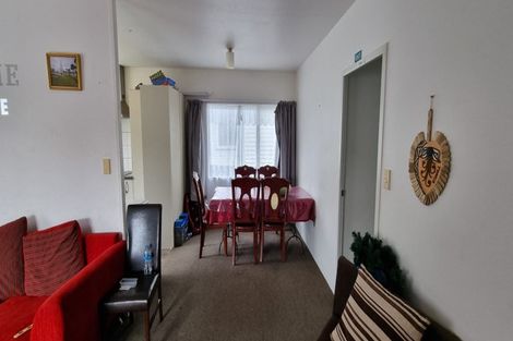 Photo of property in 3 Robertson Road, Favona, Auckland, 2024