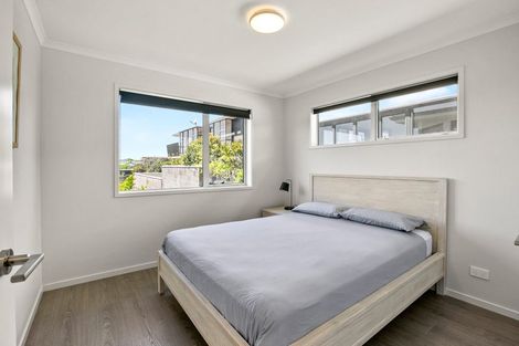 Photo of property in 9a Bayly Road, Moturoa, New Plymouth, 4310