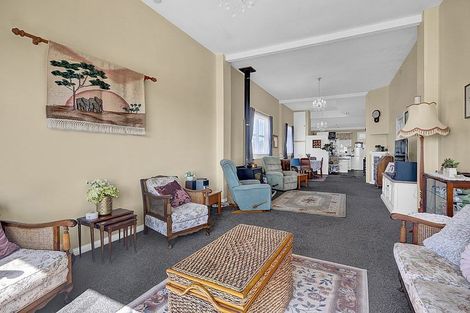 Photo of property in 3 Victoria Street, Hawera, 4610