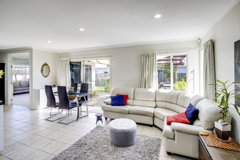 Photo of property in 5 Waimea Way, Poraiti, Napier, 4112