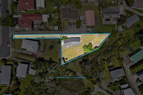 Photo of property in 12 Kiernan Place, Kelston, Auckland, 0602
