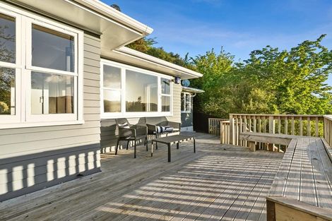 Photo of property in 16 Manor Drive, Stokes Valley, Lower Hutt, 5019
