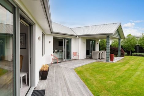 Photo of property in 17 Thornly Park Avenue, Mosgiel, 9024