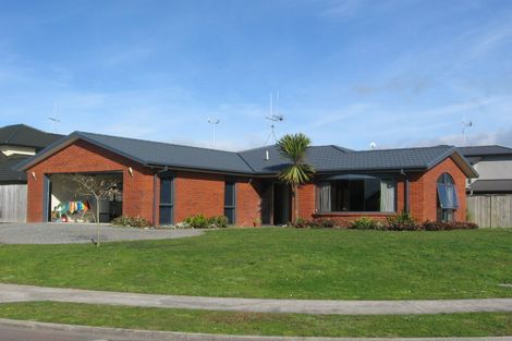 Photo of property in 19 Nottingham Drive, Hamilton East, Hamilton, 3216