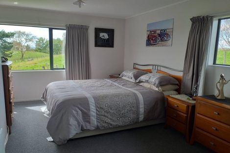 Photo of property in 1 Watts Street, Waipawa, 4210
