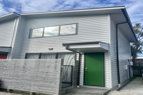 Photo of property in 60u2 Broderick Road, Johnsonville, Wellington, 6037
